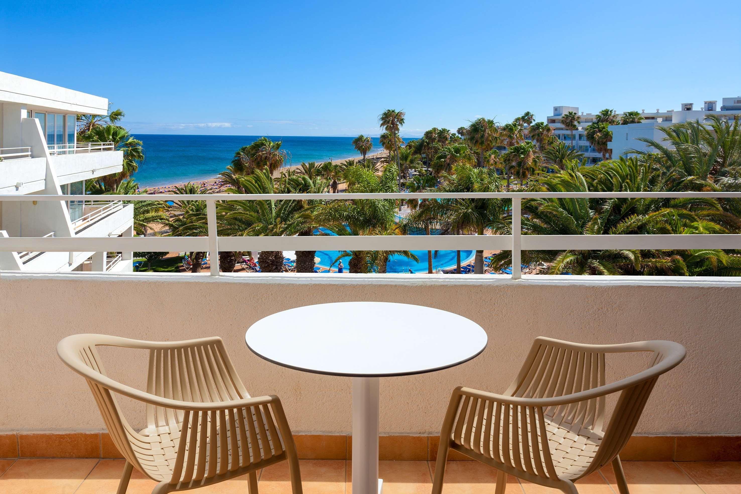 Отель Sol Lanzarote Пуэрто дель Кармен Экстерьер фото